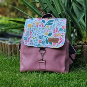 Plecak klapkowiec - pudrowy pink matowa eco skóra