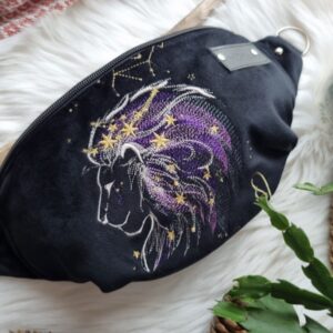 Nerka haftowana czarna ZODIAK Lew 23.07–22.08