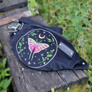 Nerka haftowana motyl nocny